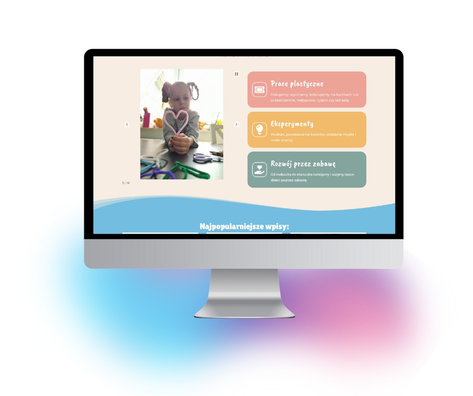 Ekran komputera wyświetlający stronę internetową z artykułem o pracach plastycznych dla dzieci, prezentującym dziewczynkę trzymającą serce z drucika kreatywnego.