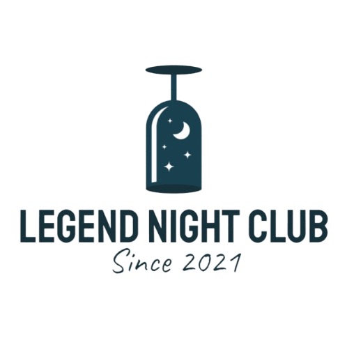 Minimalistyczne logo klubu nocnego: kieliszek z księżycem i gwiazdami, napis 'Legend Night Club Since 2021'.