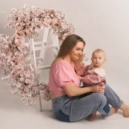 sesja mama i c&oacute;rka w studio