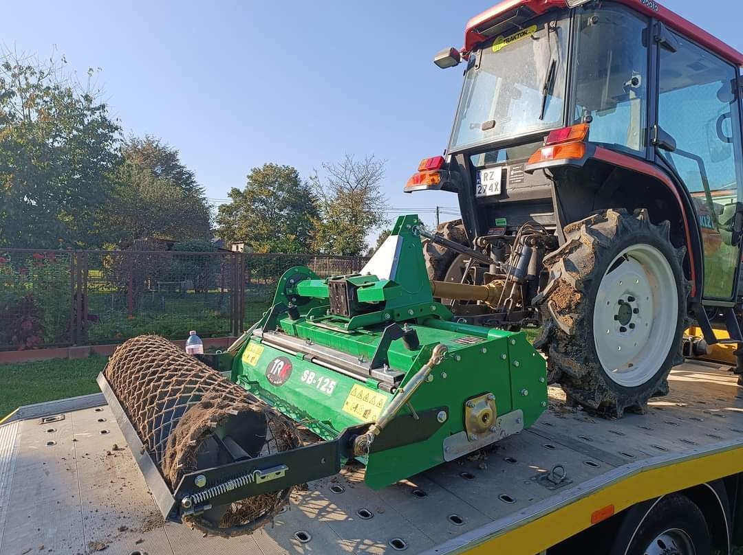 Przygotowanie terenu pod trawnik.