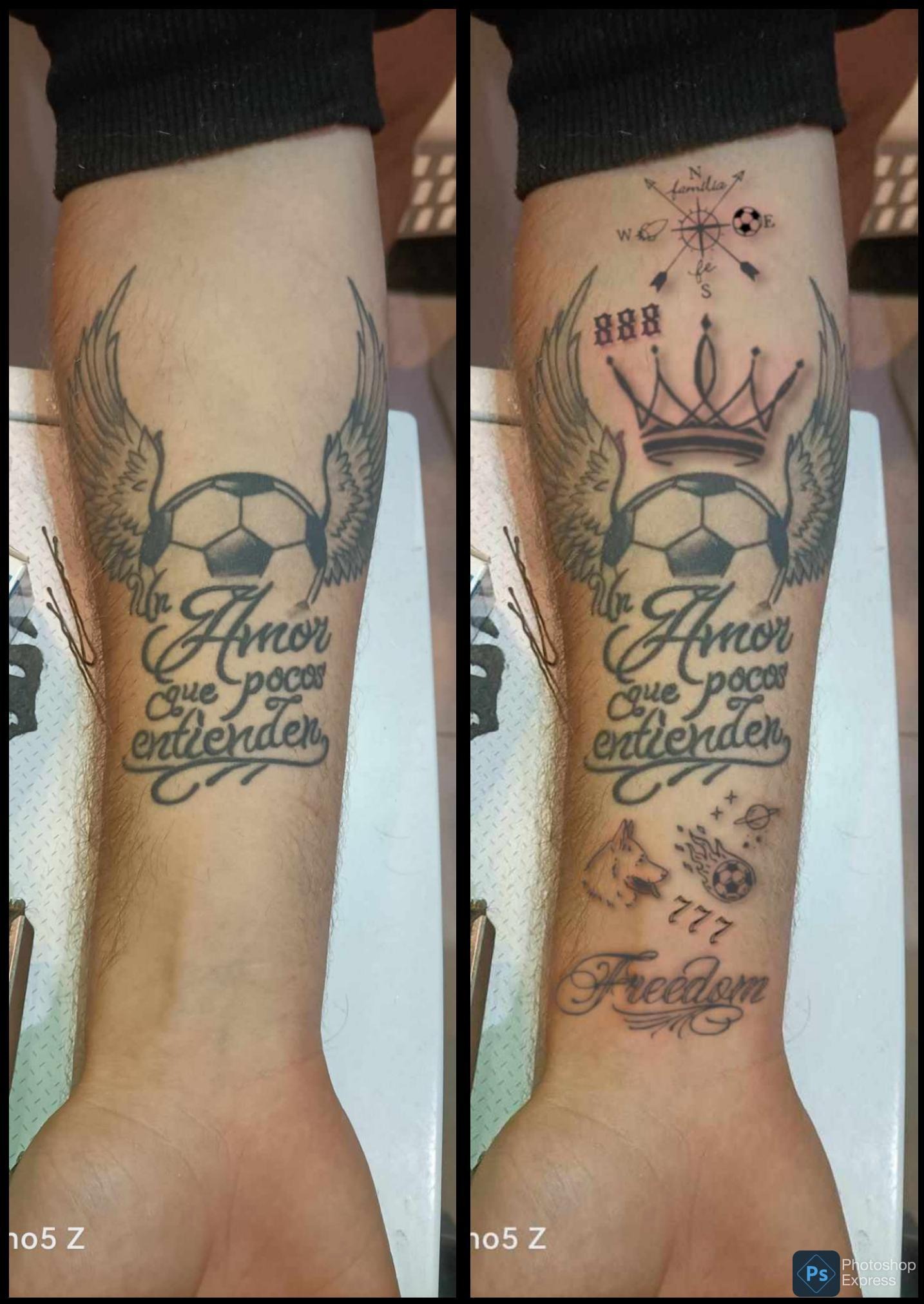 Ramię z serią czarno-szarych tatuaży: piłka nożna ze skrzydłami, korona, kompas z piłką, wilk, spadająca piłka, napis 'Freedom' i inne.