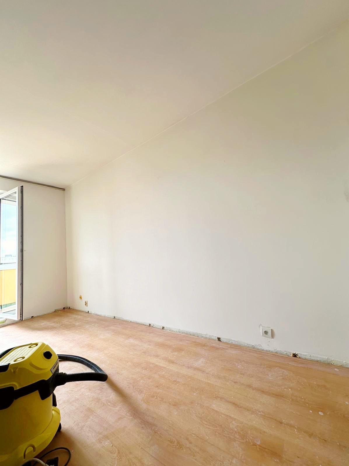 Gotowa powierzchnia do malowania po nałożeniu szpachli