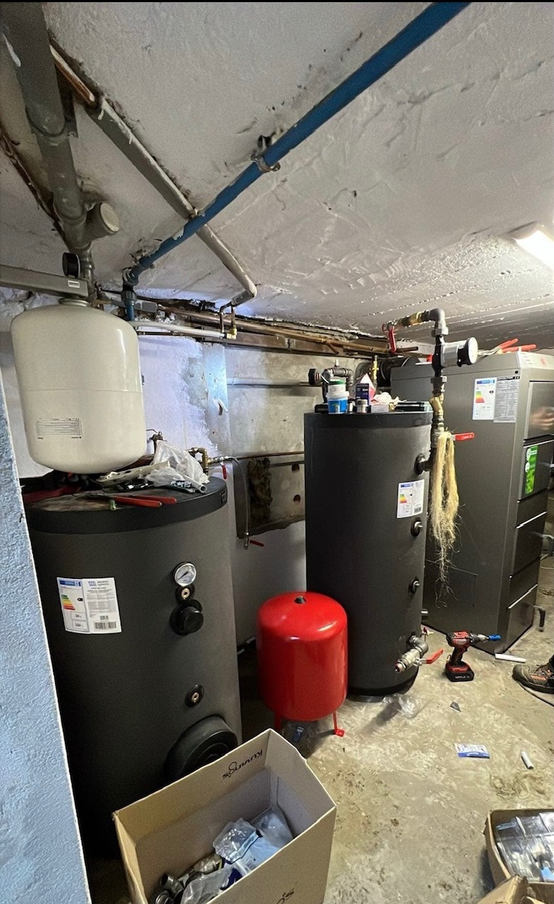 Montaż kotła na pellet Kołton Pellduox 18kw z buforem