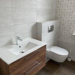 Filip Bąk - Malowanie Lokali Firmowych Rzeszów