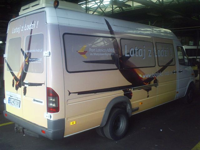 reklama na samochód, oklejanie samochodów