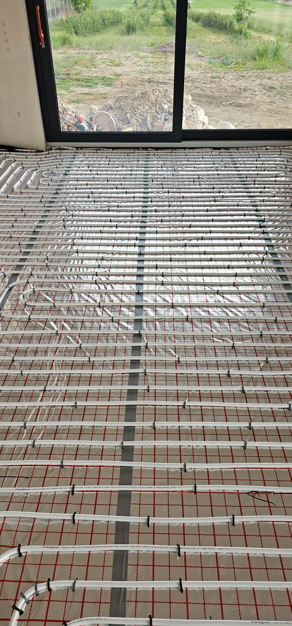 Montaż instalacji podłogowej