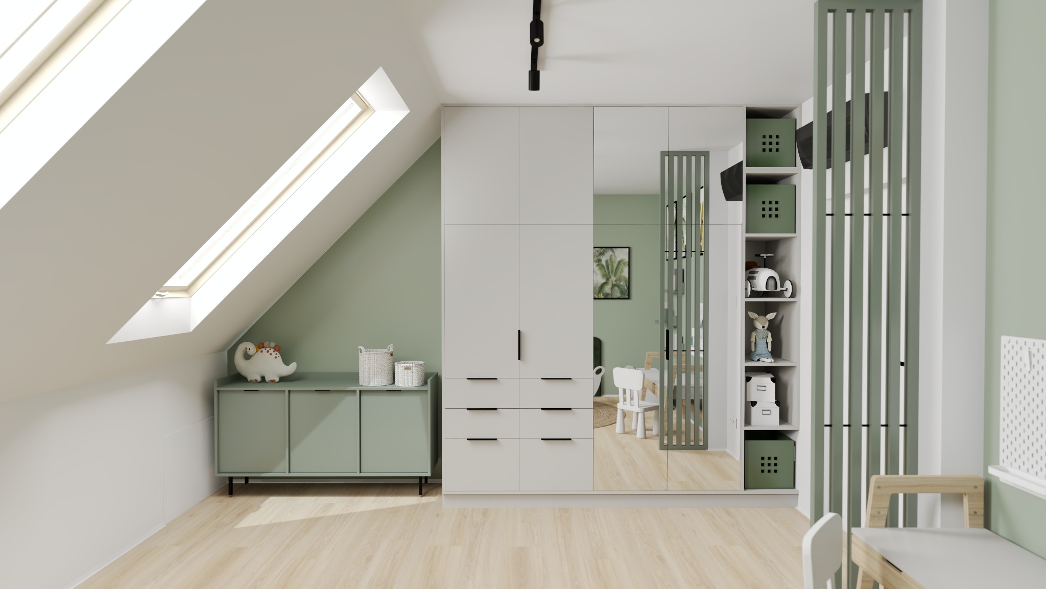 Pokój dziecięcy na poddaszu z oknem dachowym. Biała szafa z lustrami, zielona komoda, zabawki i regał z zielonymi akcentami. Jasne drewniane podłogi.
