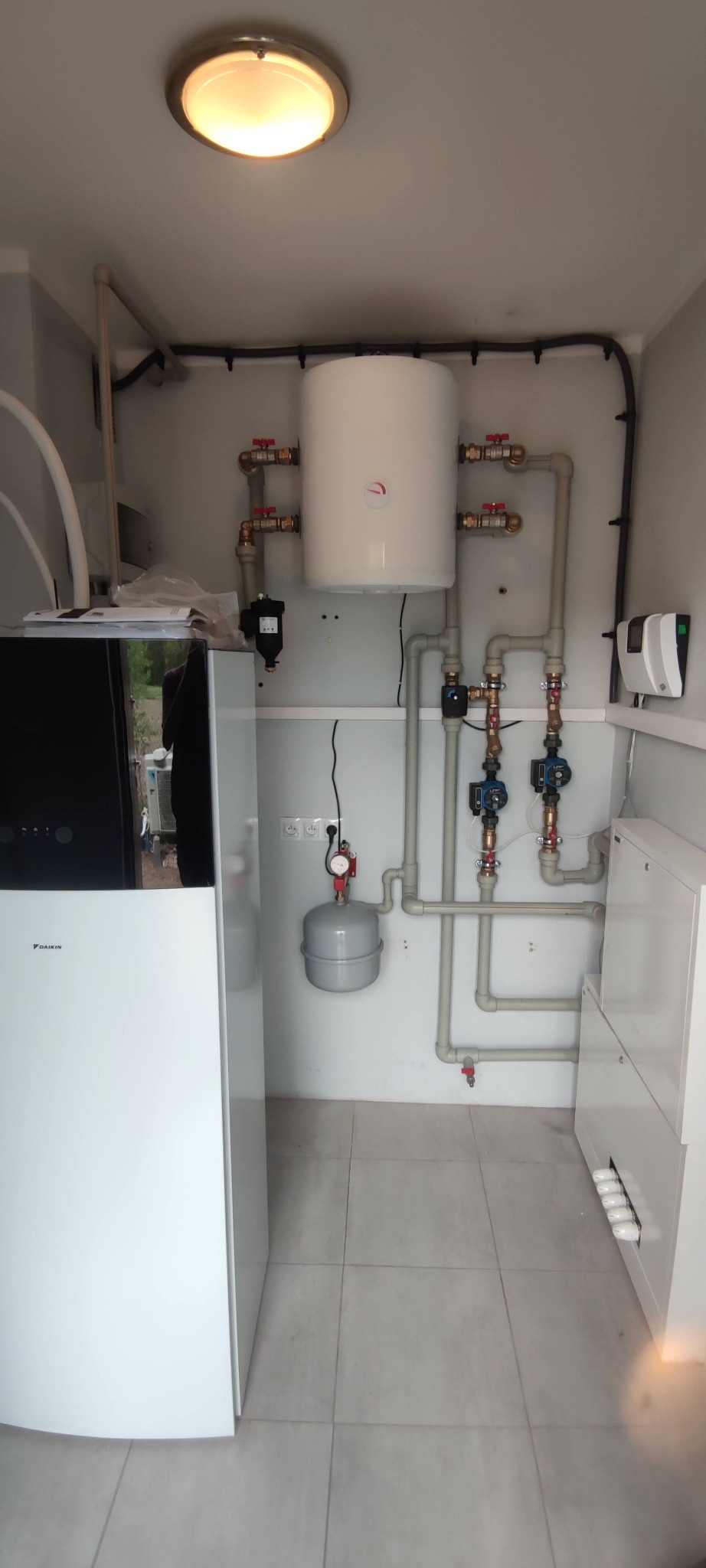 Pompa ciepła powietrze-woda Daikin.