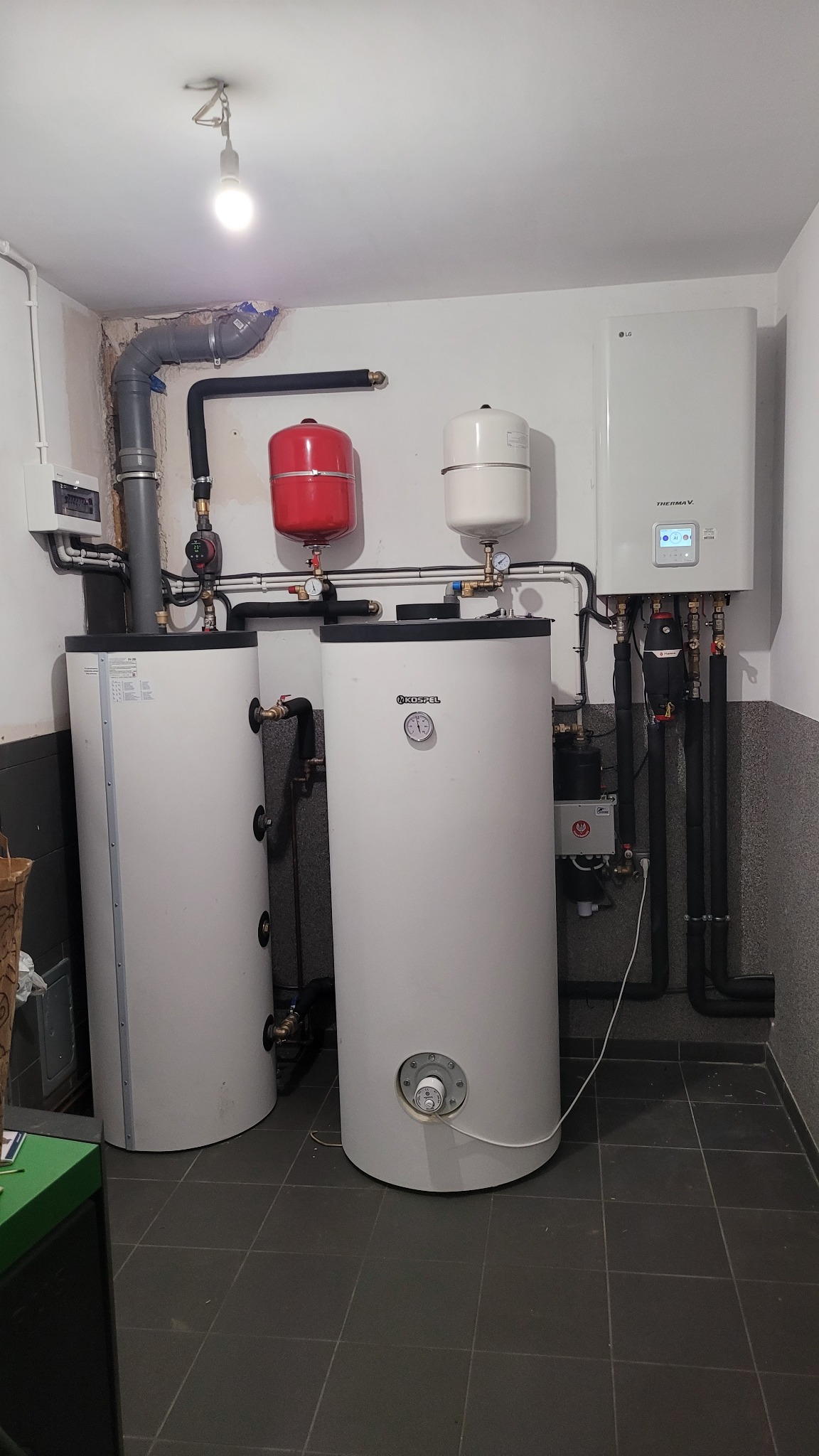 Powietrzna pompa ciepła LG Therma V Hydrosplit 12kW