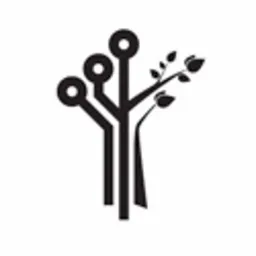 Czarno-białe logo firmy IT: drzewo z elementami układu scalonego i gałązką z liśćmi. Symbolizuje rozwój, technologię i naturę. Minimalistyczny design.