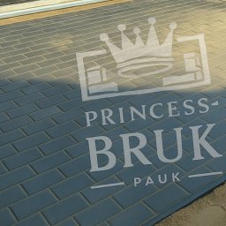 Princess-Bruk - Przed domem Gorzów Wielkopolski