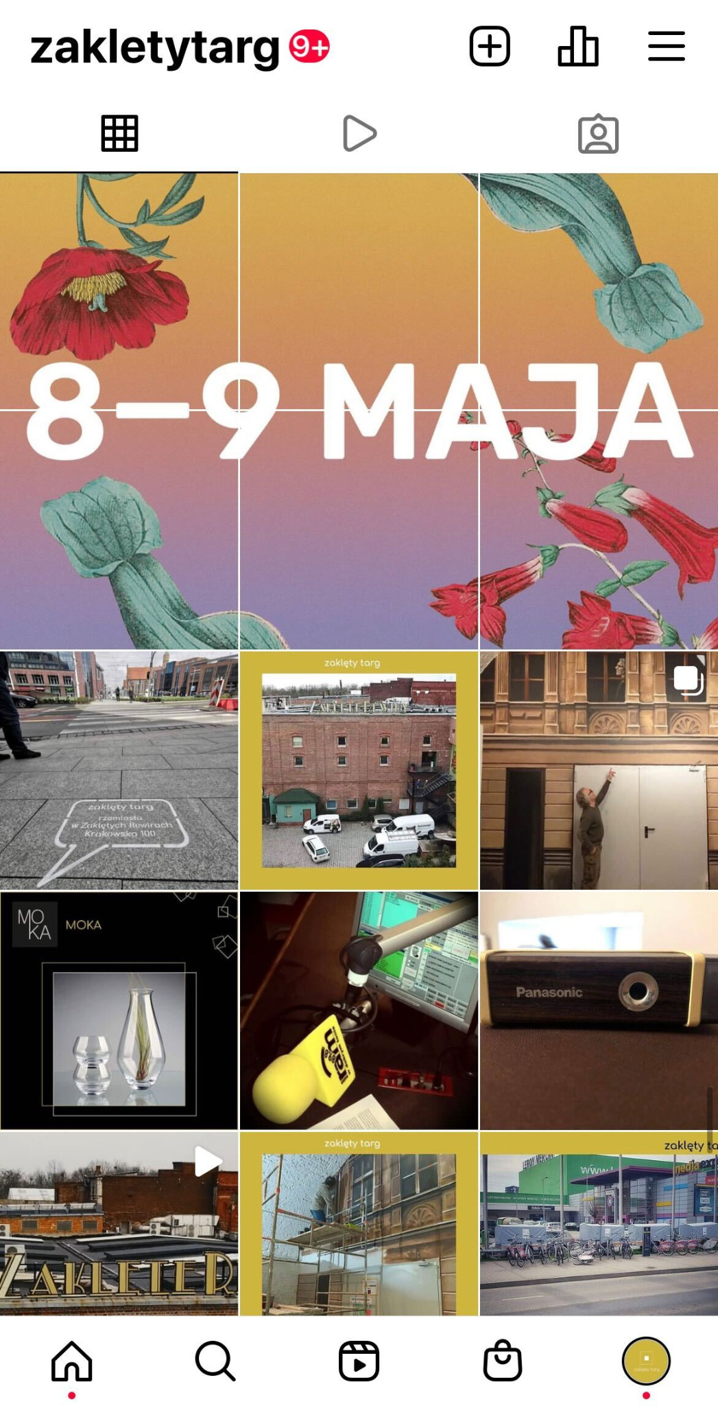 Mozaika zdjęć z profilu 'zakletytarg' na Instagramie, zawierająca motywy kwiatowe, miejskie scenerie, wnętrza i detale, w tym zapowiedź wydarzenia 8-9 maja, uliczny napis, wazon z kwiatem, mikrofon...
