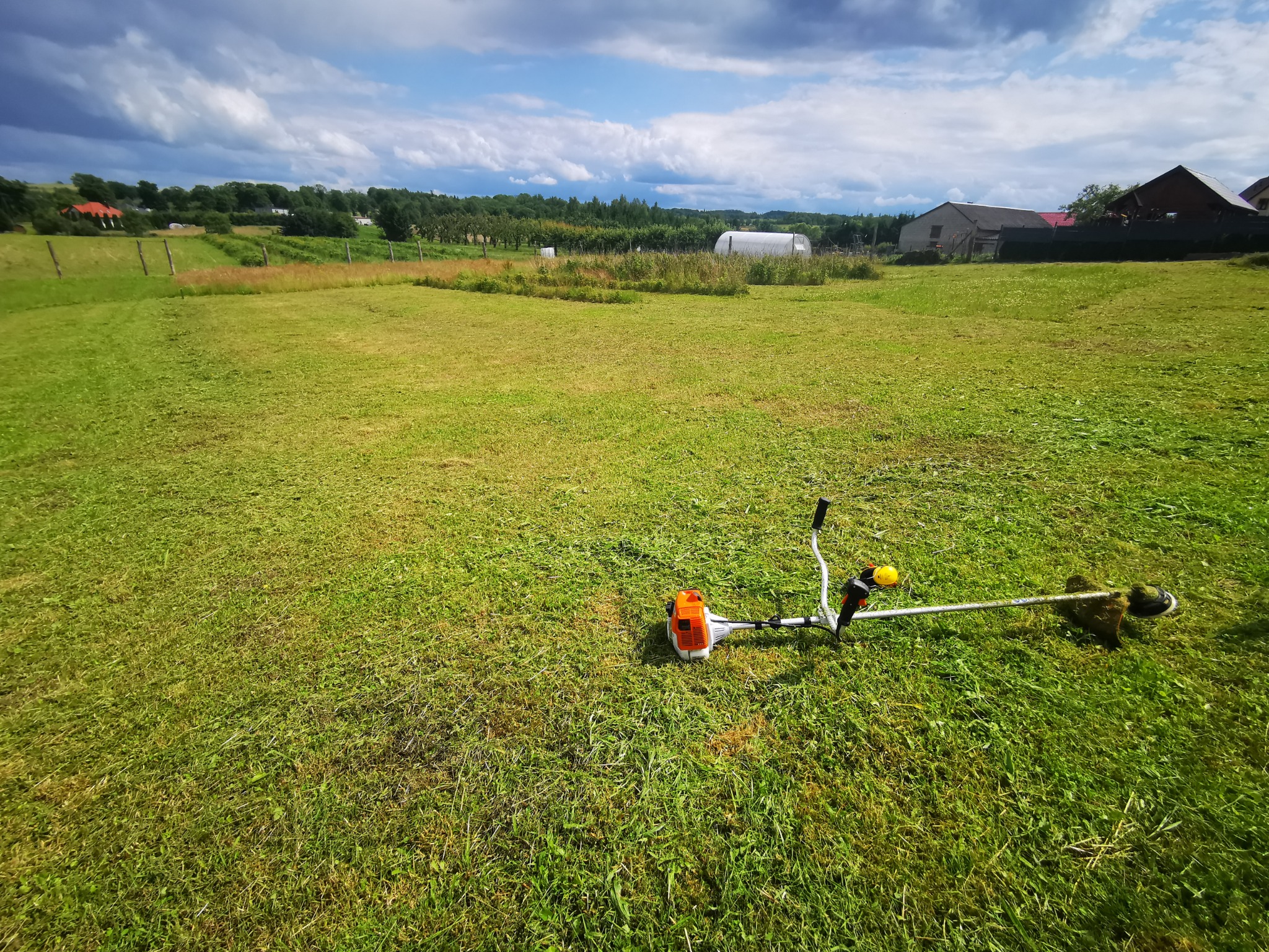 Usługi koszące kosą spalinowa