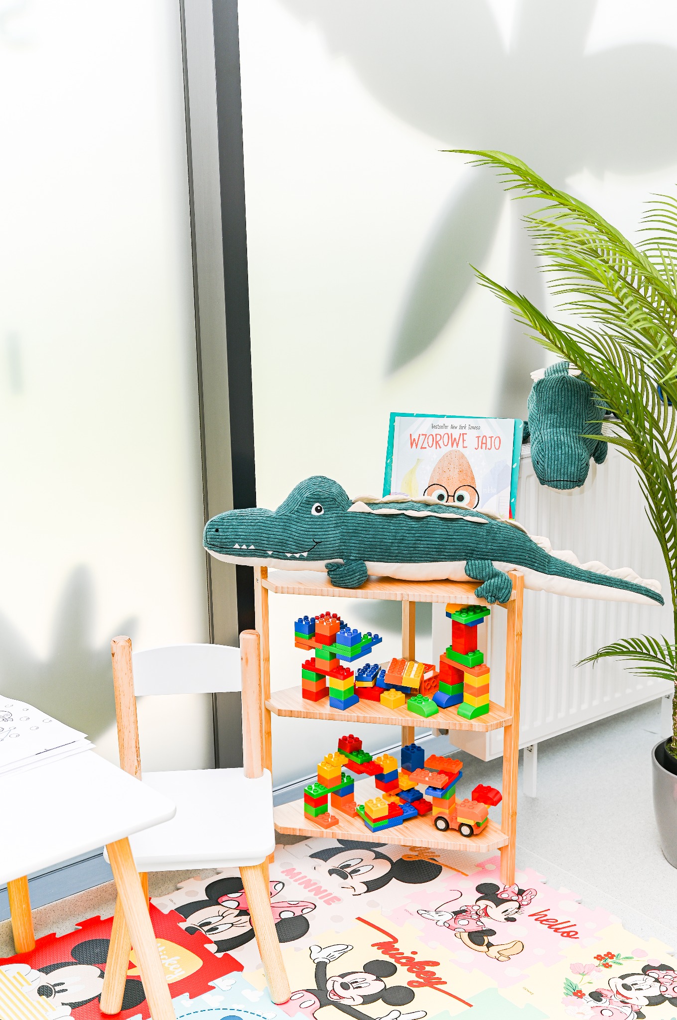 Krokodylki Dental Studio - stomatologia dziecięca i dla dorosłych w Poznaniu. Specjaliści m. in. z zakresu pedodoncji.