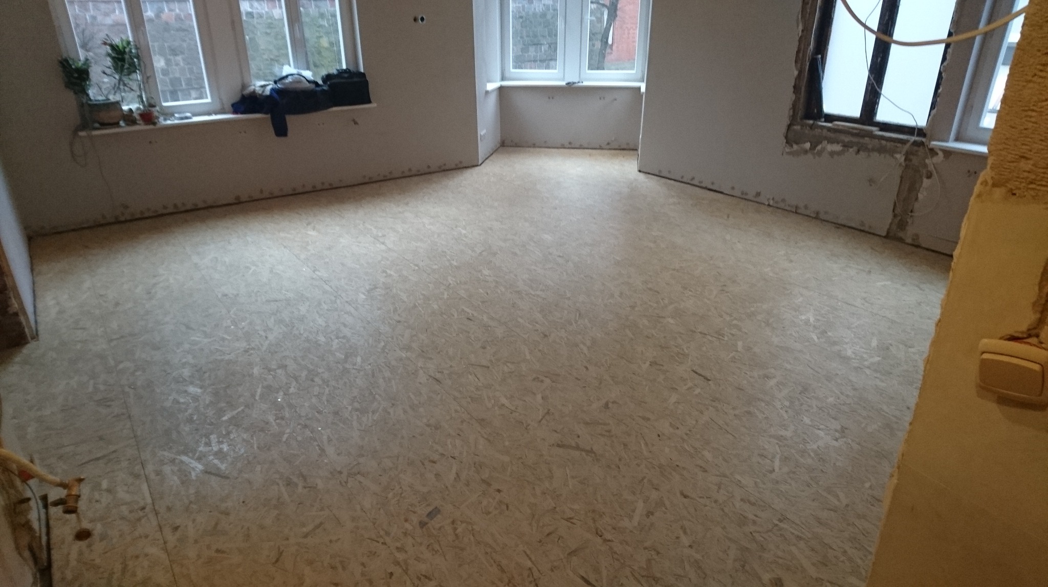 poziomowanie płytami OSB