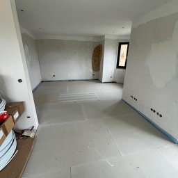 USŁUGI BUDOWLANE- OSKAR DULĘBA - Układanie paneli i parkiet&oacute;w Elbląg