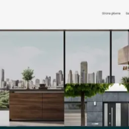 Strona internetowa firmy 'Stylowa Panorama' z widokiem na panoramę miasta w tle, prezentująca nowoczesne wnętrza i wejście do budynku.