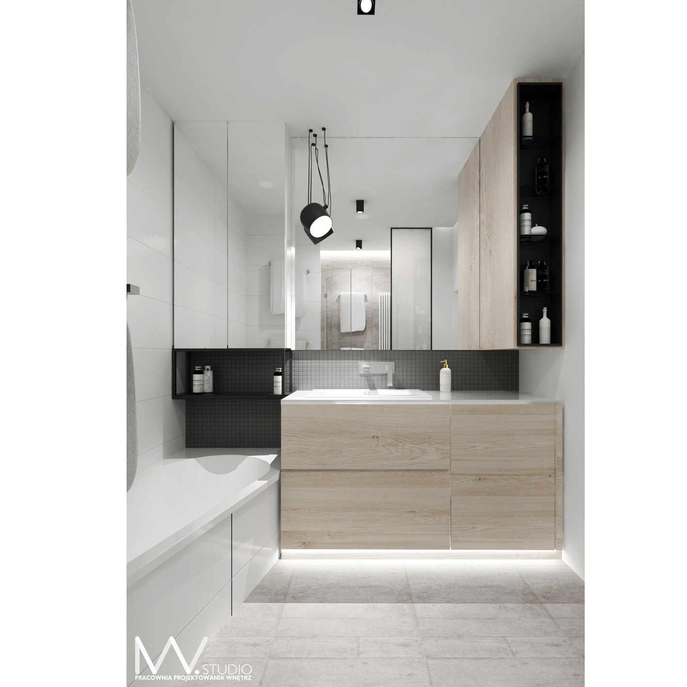 Nowoczesna łazienka z białymi płytkami, drewnianą szafką pod umywalką z podświetleniem LED, czarnymi półkami i wiszącymi lampami punktowymi.