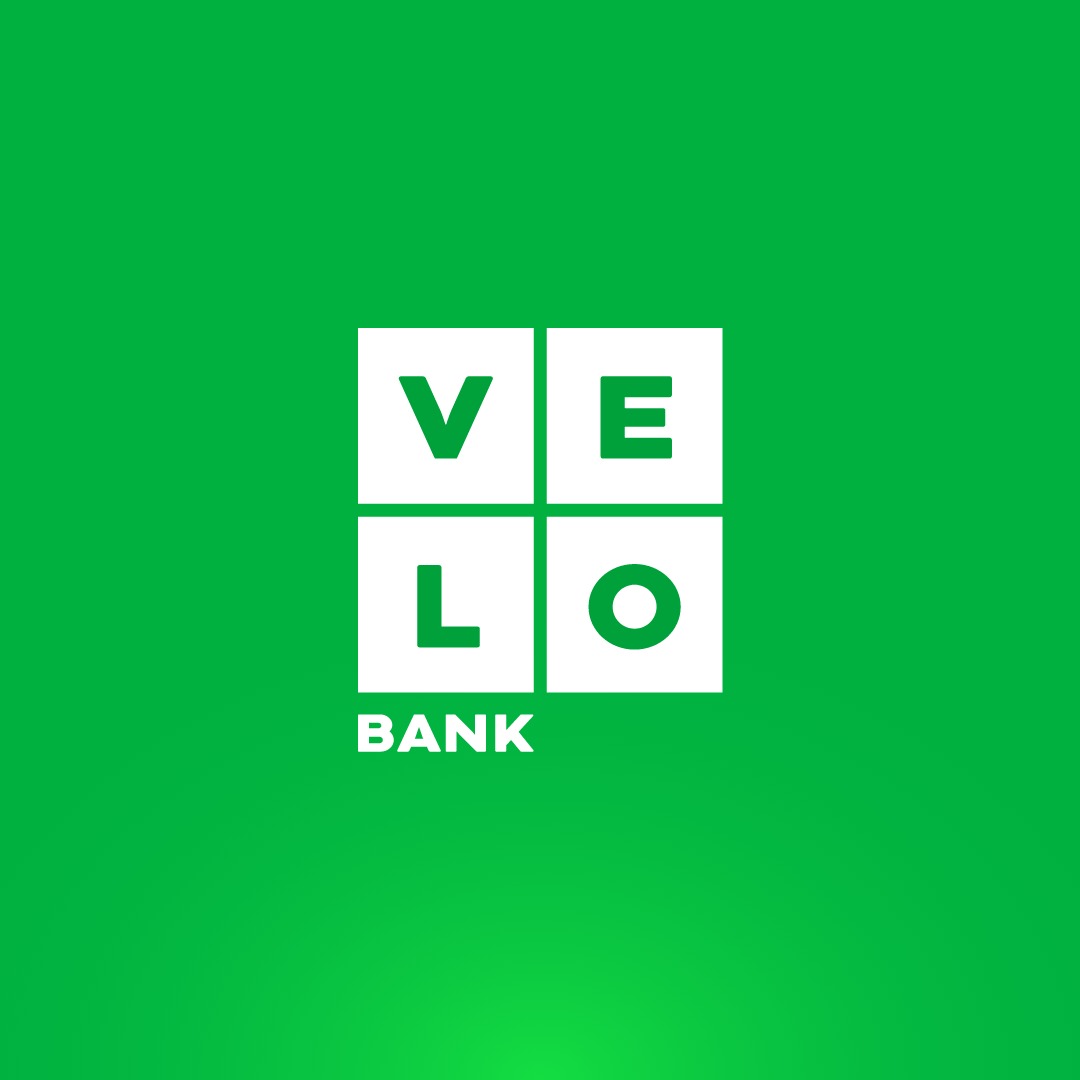 Logo VeloBank na zielonym tle z gradientem, białe litery VE i LO w czterech kwadratach.