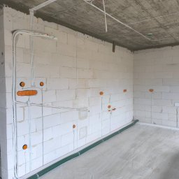 Smart Electro Cezary Mucha - Instalacja elektryczna w domu jednorodzinnym