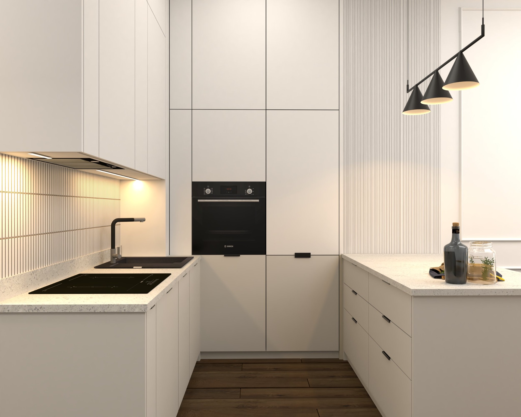 Nowoczesna, minimalistyczna kuchnia w odcieniach bieli z drewnianą podłogą, oświetlona trzema czarnymi lampami wiszącymi, z dekoracyjnymi akcentami w postaci butelki wina i słoika na blacie.