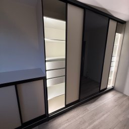 Szafy wnękowe Mierzyn 4