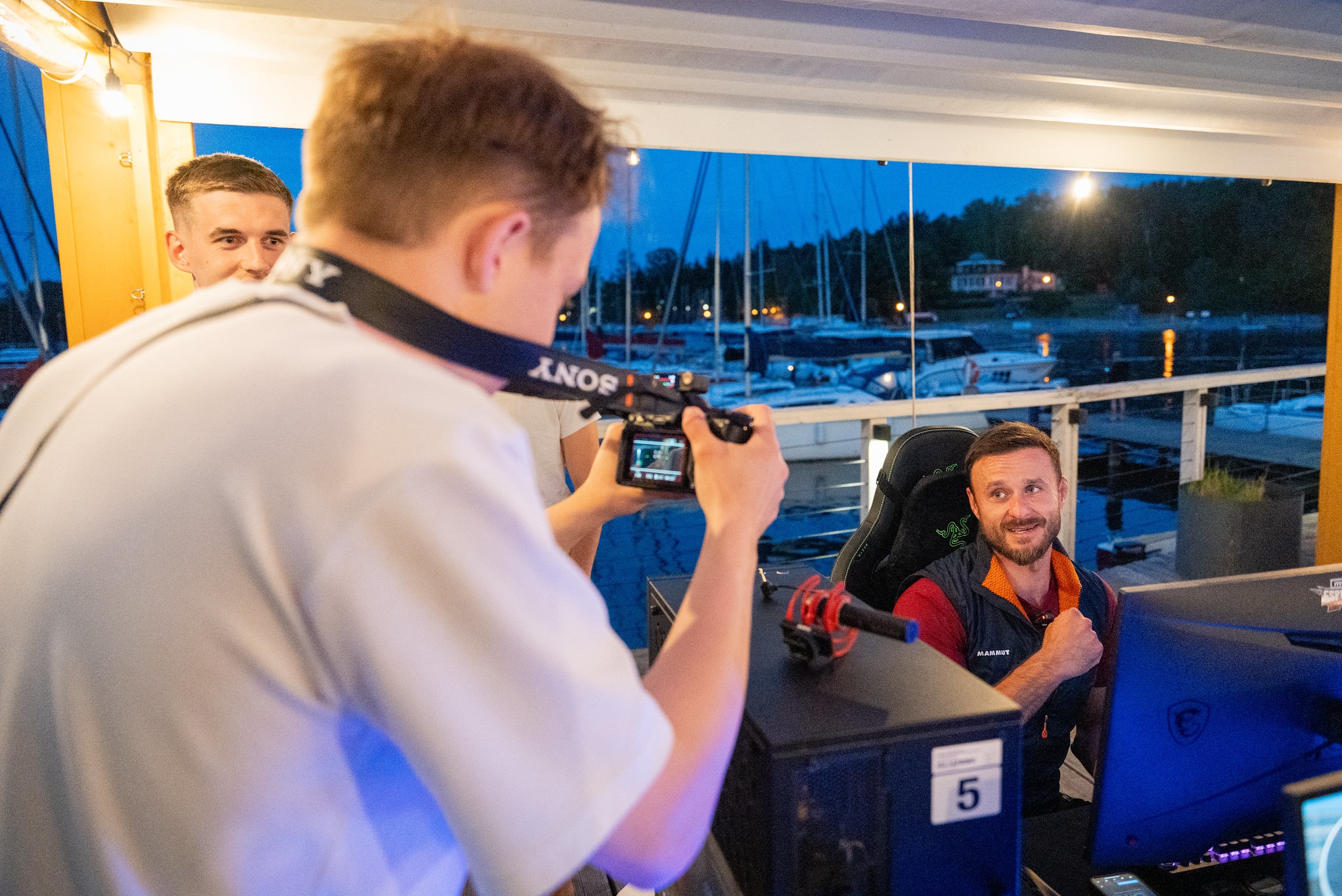 W trakcie kręcenia Vloga dla najpopularniejszego Polskiego E-Sportowca - Jarosława 'Pashy' Jarząbkowskiego