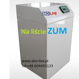 P.W.Eko-Live J.Krzysztofczyk - Biała obudowa urządzenia z wyświetlaczem i logo EKO-LIVE, z napisem 'Na liście ZUM', adresem strony internetowej i numerem telefonu na tle gradientu.