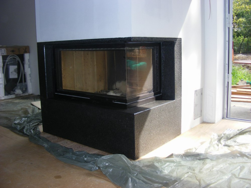 Kominek narożny ,czarny granit