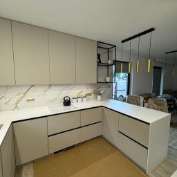 Claro Adrian Popiołek - Pierwszorzędna Zabudowa Kuchni Pabianice