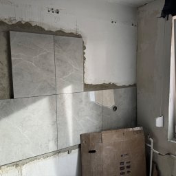 Układanie paneli Chodzież 1