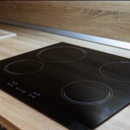 Montaż płyty indukcyjnej