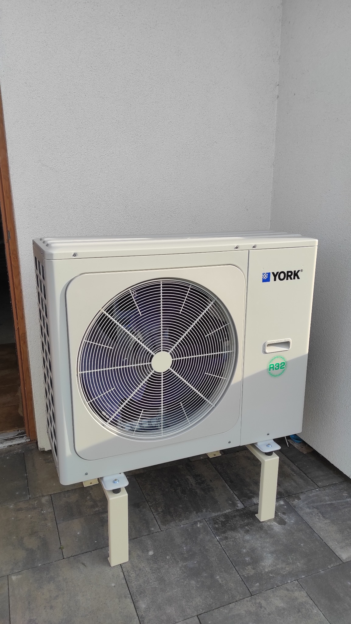 Amerykańska pompa ciepła YORK 5kW