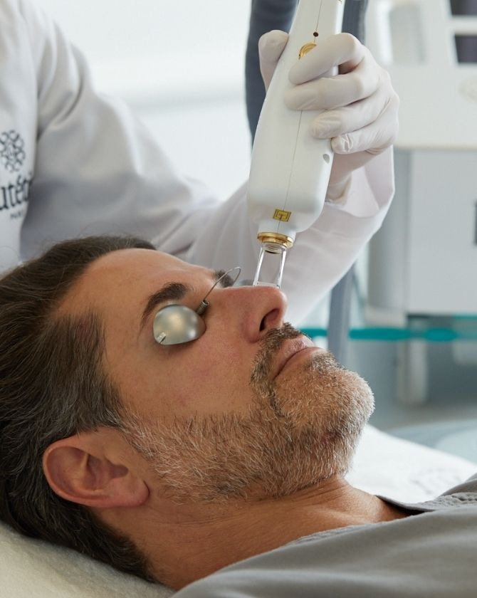 Zabiegi z medycyny estetycznej dla mężczyzn