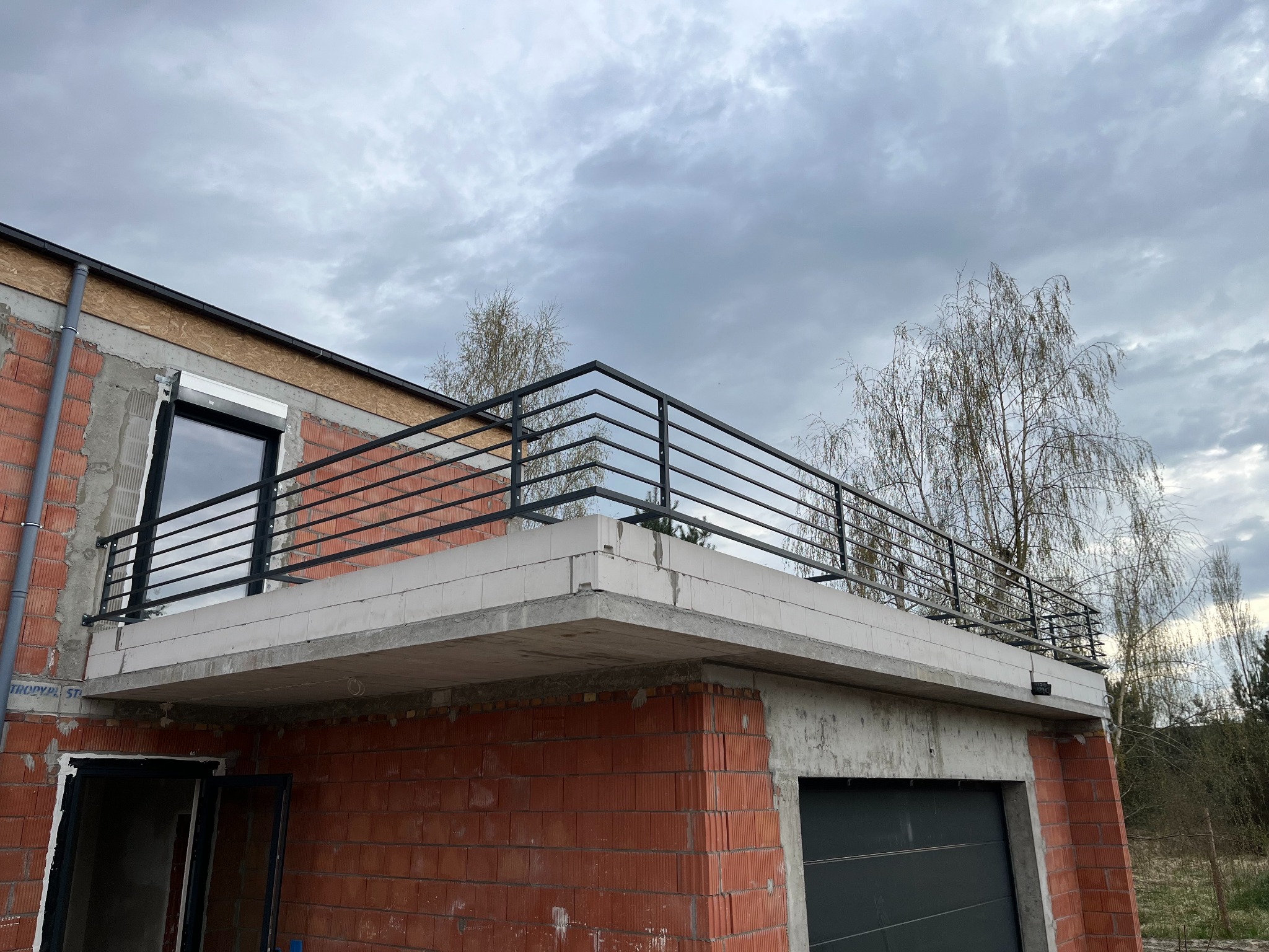 Balustrada lewitująca.