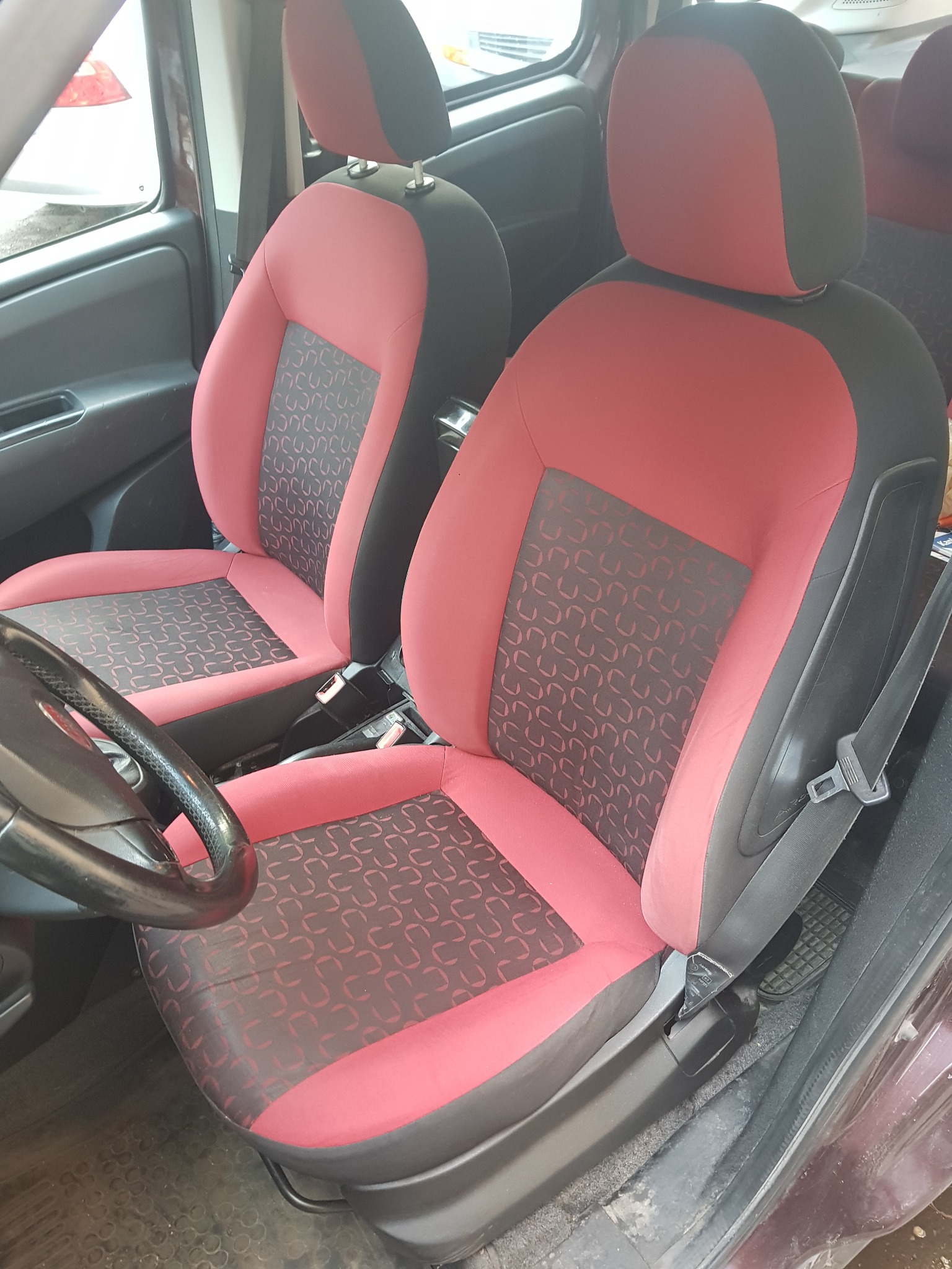 Fotel FIAT Doblo po remoncie gąbki