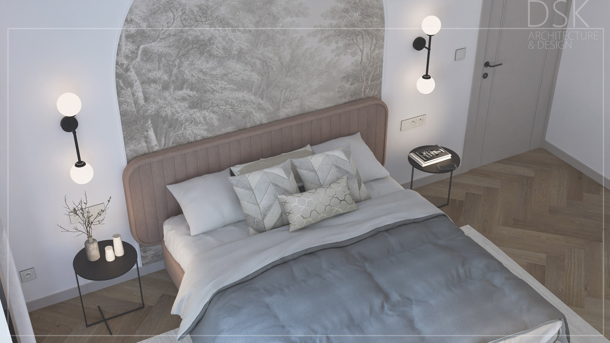 Nowoczesna sypialnia z łóżkiem z wezgłowiem w kolorze pudrowego różu, tapetą z motywem leśnym i lampami ściennymi w kształcie kul. Parkiet ułożony w jodełkę.