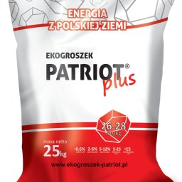 PRODUKCJA HANDEL USŁUGI PORA BOGUMIŁ PORA - Worek ekogroszku Patriot Plus o masie 25 kg z widocznymi parametrami: kaloryczność 26-28 MJ/kg, zawartość siarki <0,6%, zawartość popiołu 2-6%, wilgotność 5-12%, wymiar ziarna 5-25 mm, zdolność...