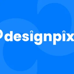 Logo 'designpixel' w kolorze białym na niebieskim tle z subtelnym, jaśniejszym wzorem w tle, prezentowane przez firmę z Prudnika.