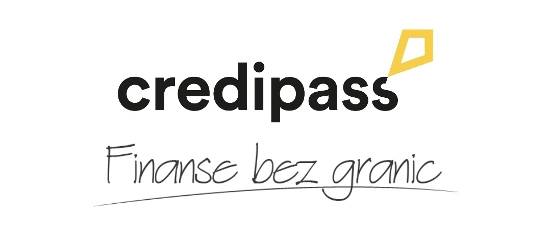 Logo firmy Credipass z hasłem 'Finanse bez granic' napisanym odręcznym fontem.