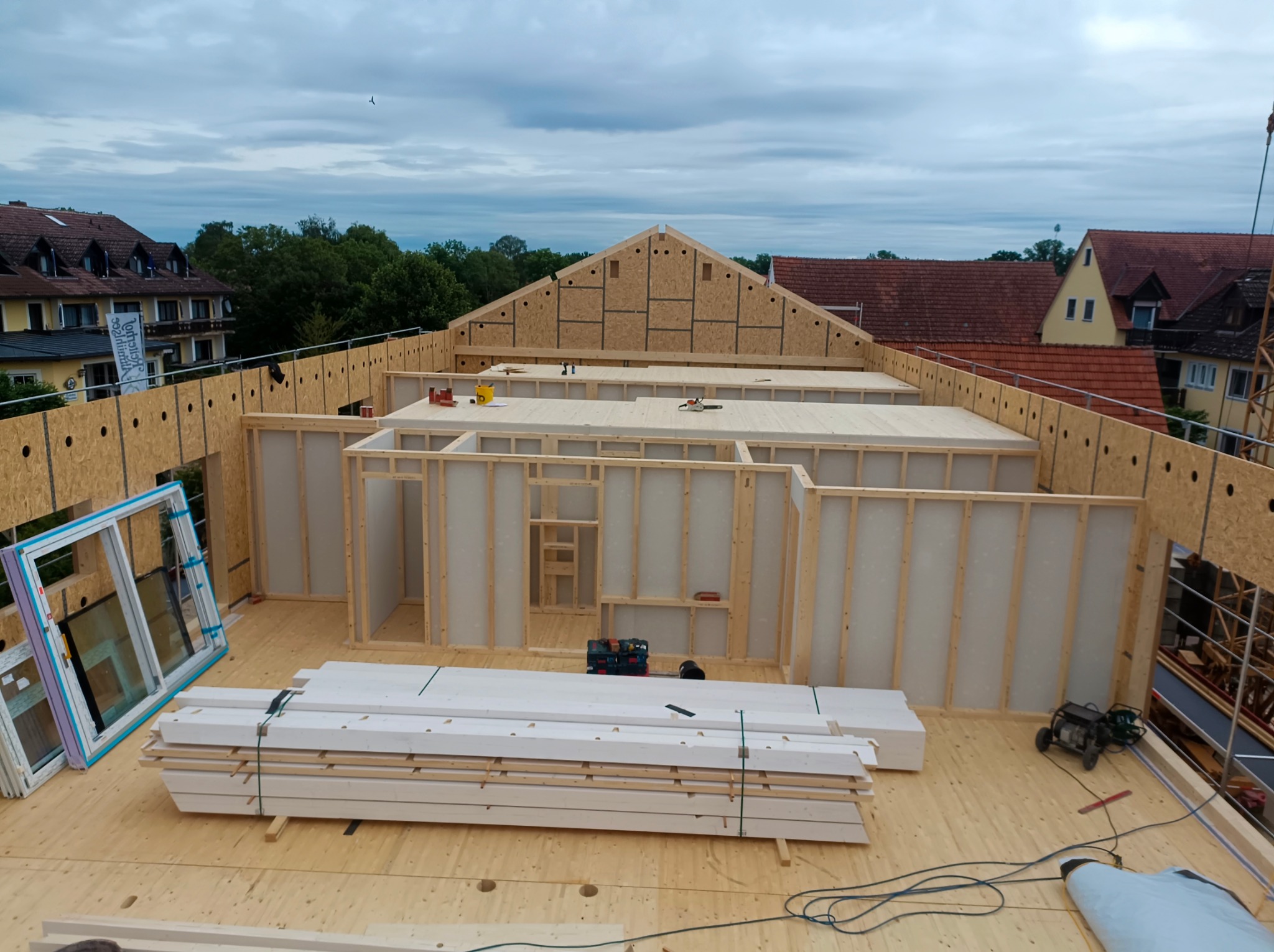 Montaż domu modułowego 8rodzinnego w Niemczech
