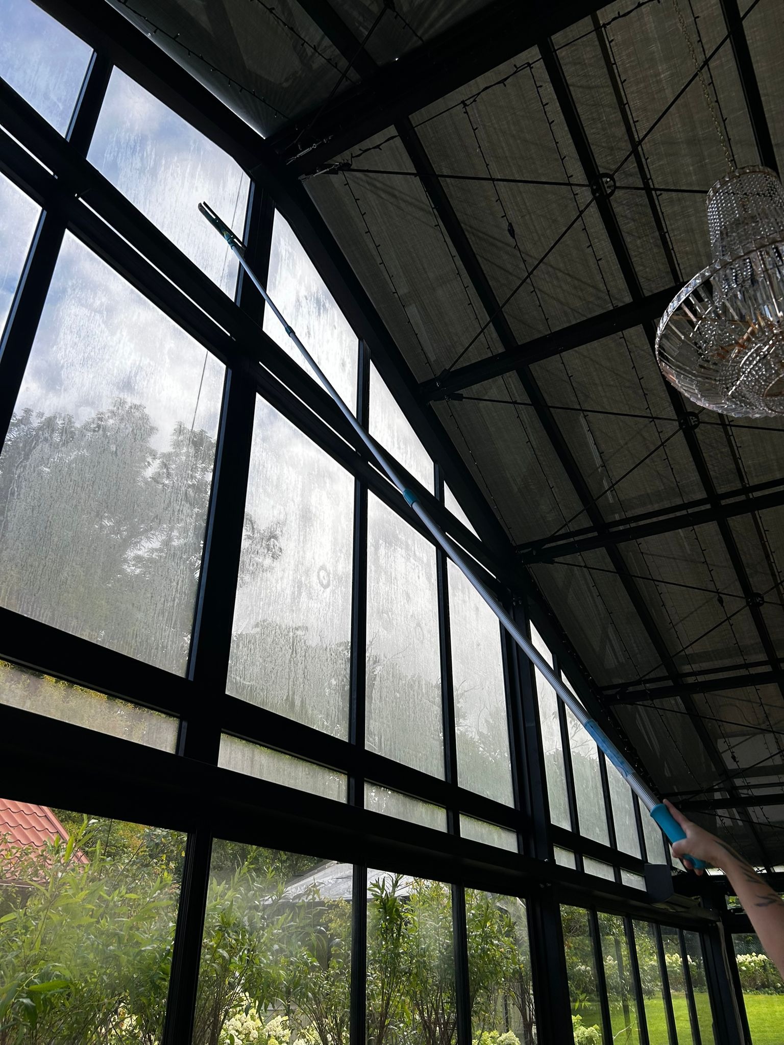 Mycie okien na wysokości