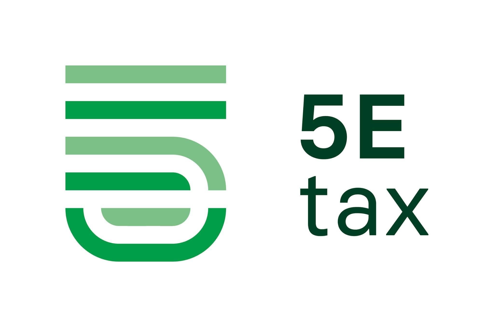 Logo firmy 5E tax z Lublina, grafika wektorowa w odcieniach zieleni na białym tle, minimalistyczny styl.