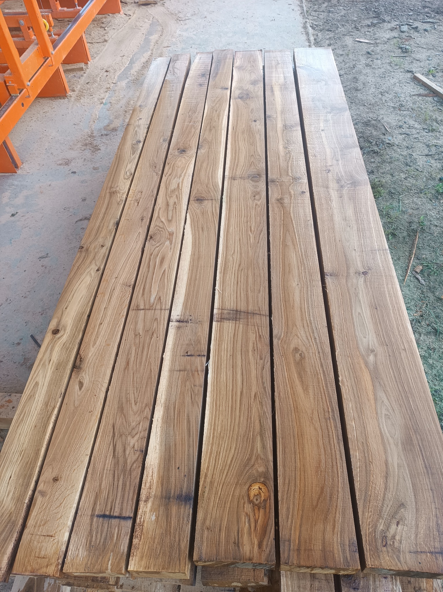 Tarcica dębowa obrzynana