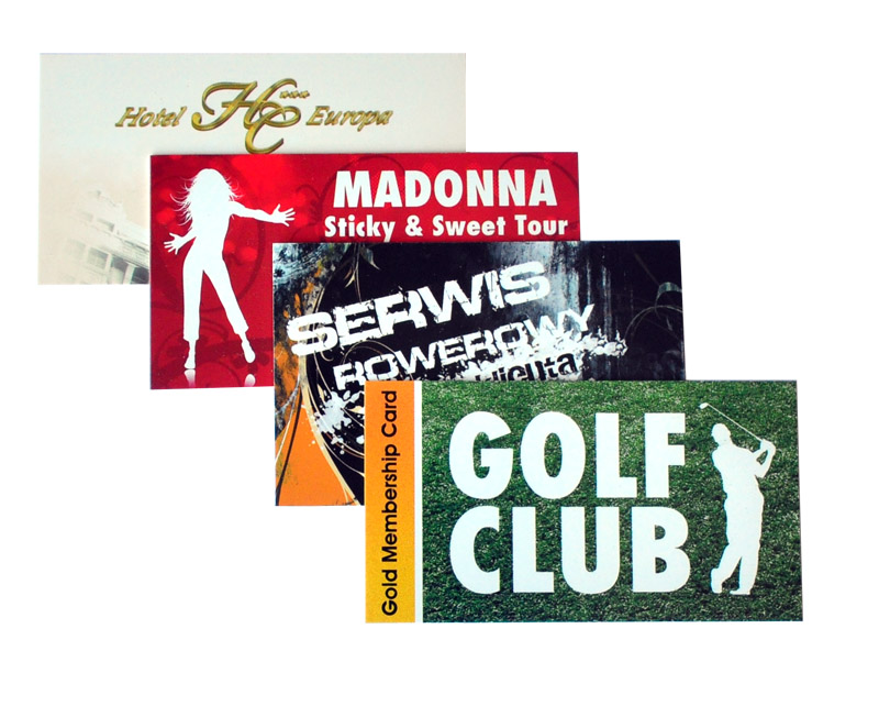 Kompozycja czterech kartoników o różnej grafice: Hotel Europa z budynkiem w tle, Madonna Sticky & Sweet Tour z sylwetką tancerki, Serwis Rowerowy z abstrakcyjnym tłem, oraz Gold Membership Card...