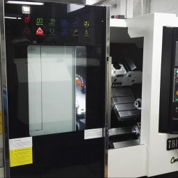 Szeroki zakres maszyn wykorzystywanych do obróbki.