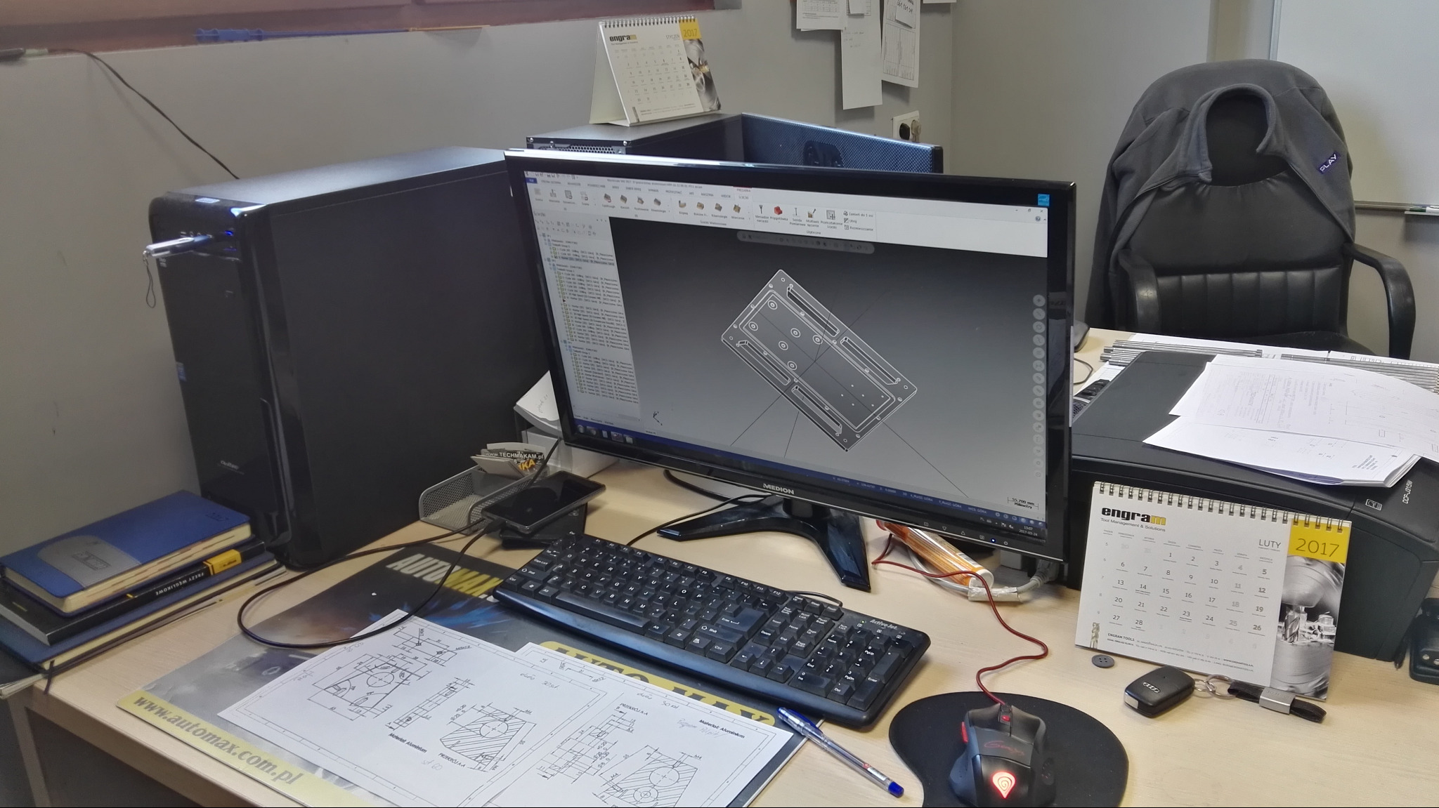 Programujemy za pomocą CAM