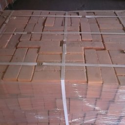 Szukasz wysokiej jakości cegły ceramicznej?
Oferujemy cegłę pełną, klasę 15, idealną do budowy Twojego domu!