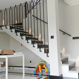 Instalacja Led przy schodach