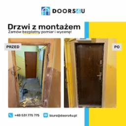 Porównanie stanu korytarza przed i po wymianie drzwi wejściowych, widoczne usunięte stare futryny i gruz oraz nowe drzwi z ościeżnicą.